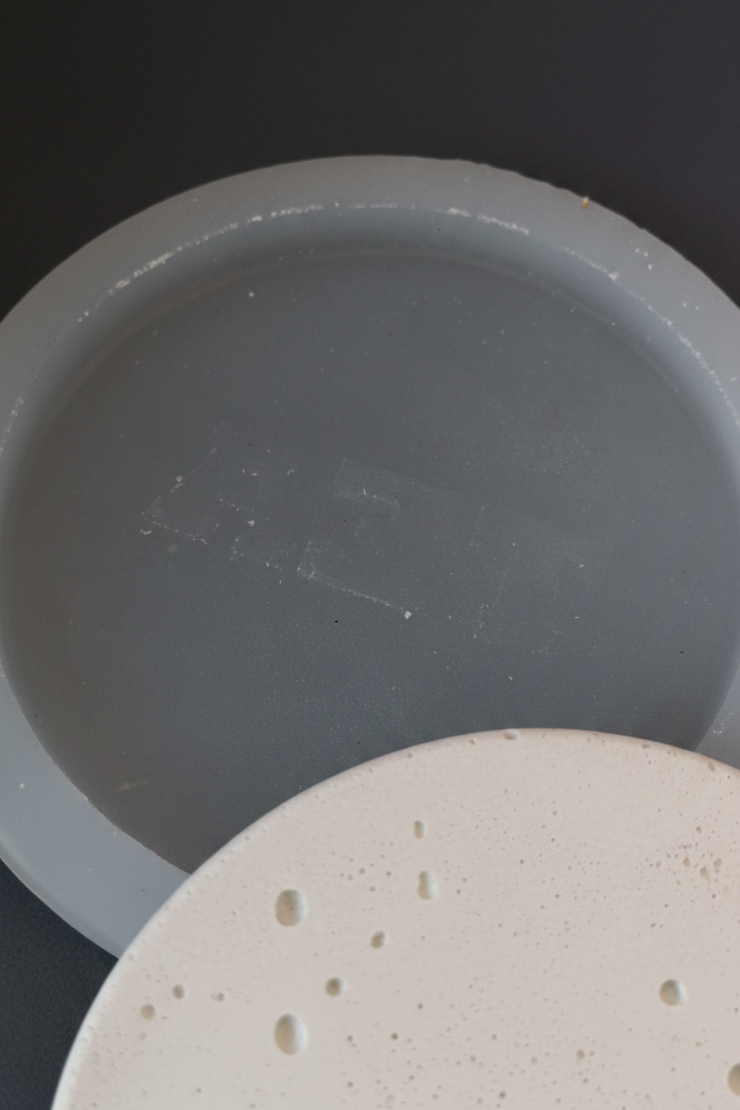 TEA Round Concrete Coaster Silicone Mould