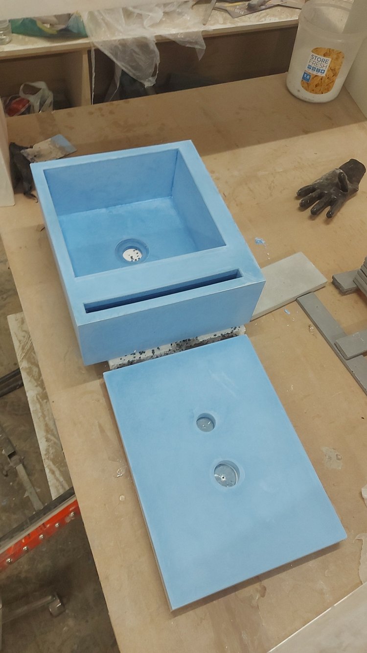 Custom-side IONA with a matching splashback