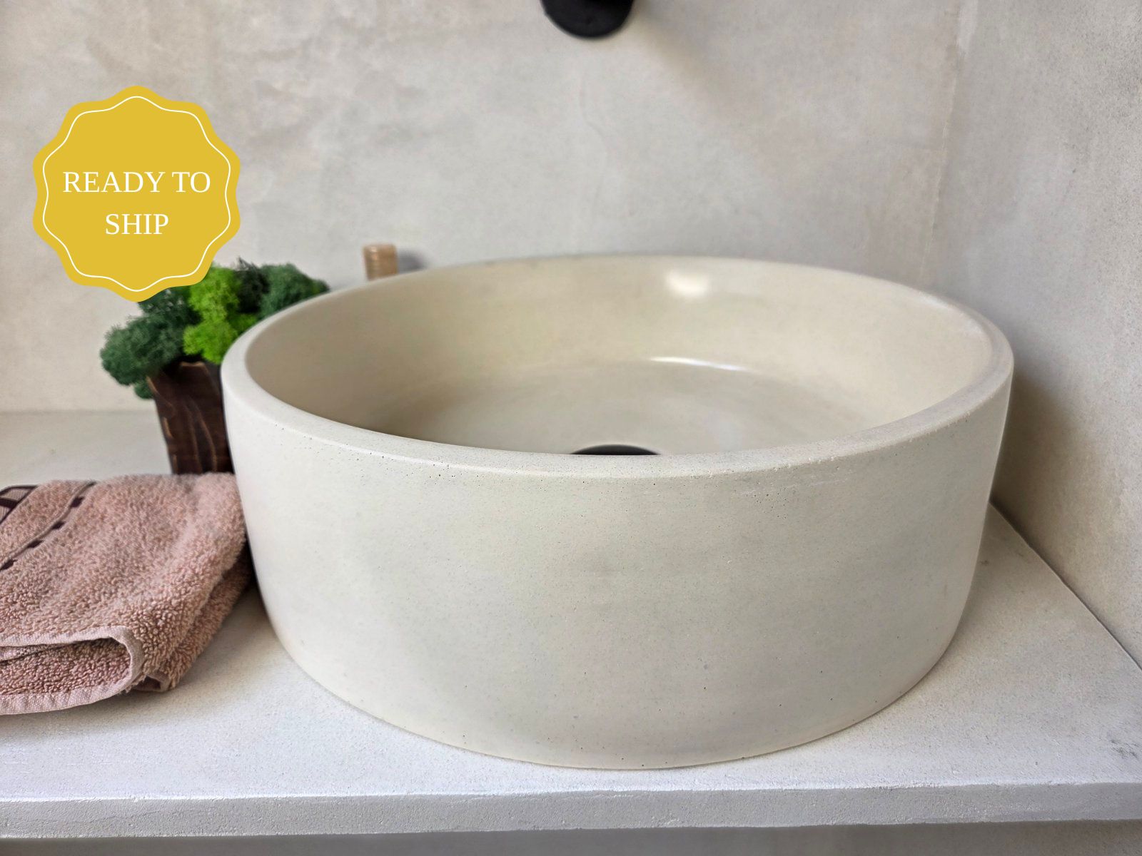LAI Round Handmade Concrete Basin - Essential collection (37cm) | In Stock - Ivory