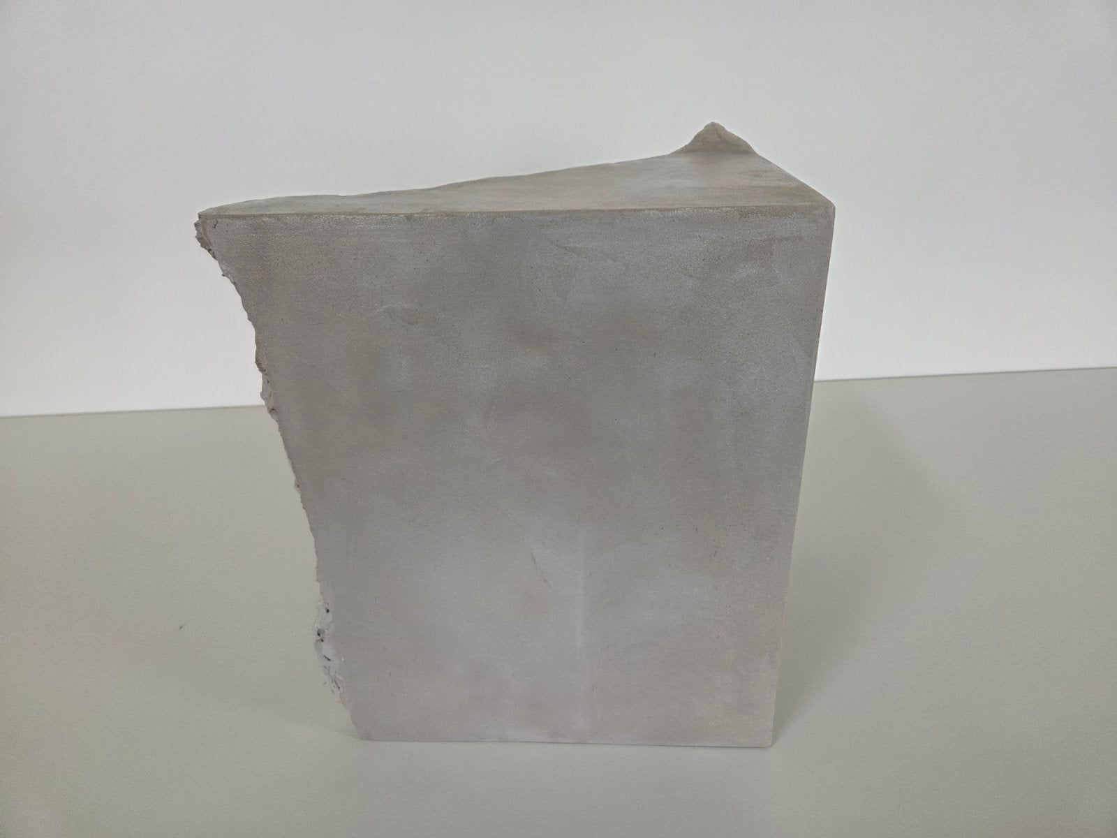 Thea Corner Side Table - Handcrafted Concrete with Sculptural, Cave-Inspired Design