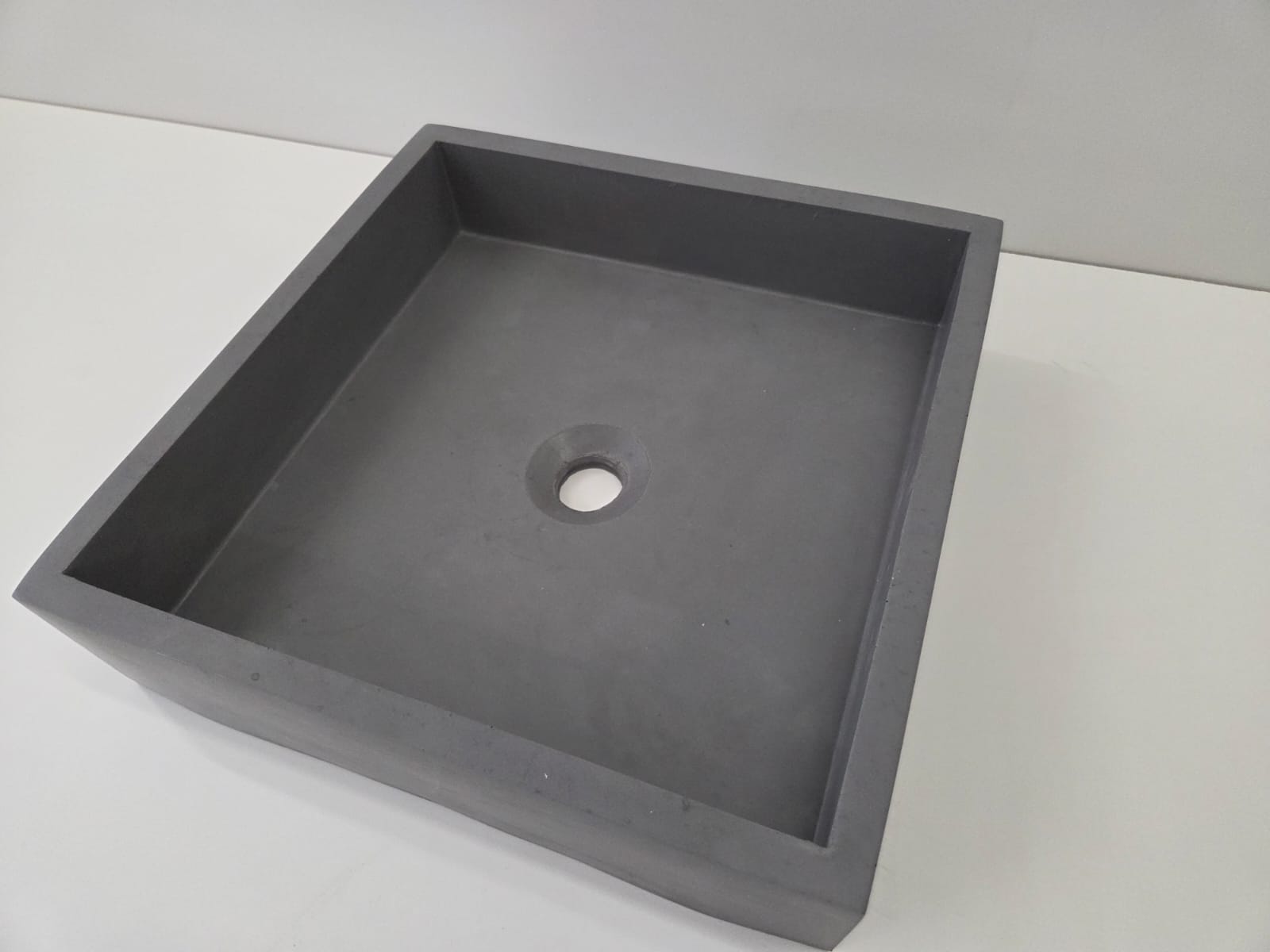 MAXI Rectangular Concrete Basin - Essential Collection (41cm)
