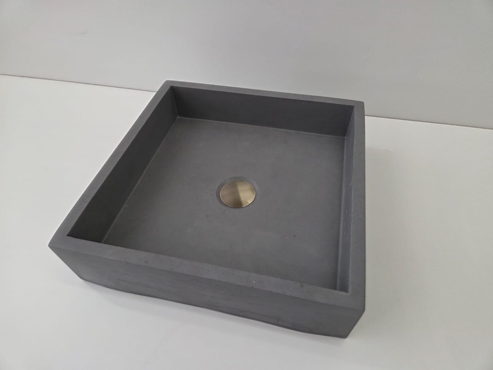 MAXI Rectangular Concrete Basin - Essential Collection (41cm)